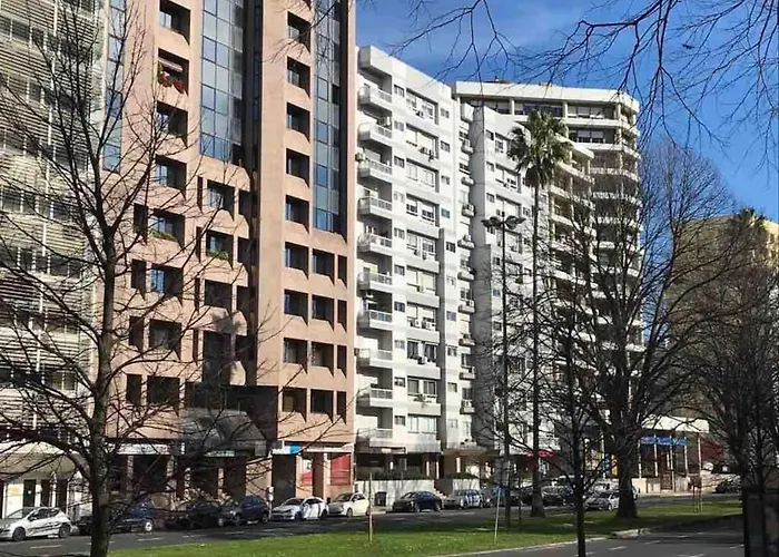 Apart. E Espacoso - Parque E Metro * Lisboa